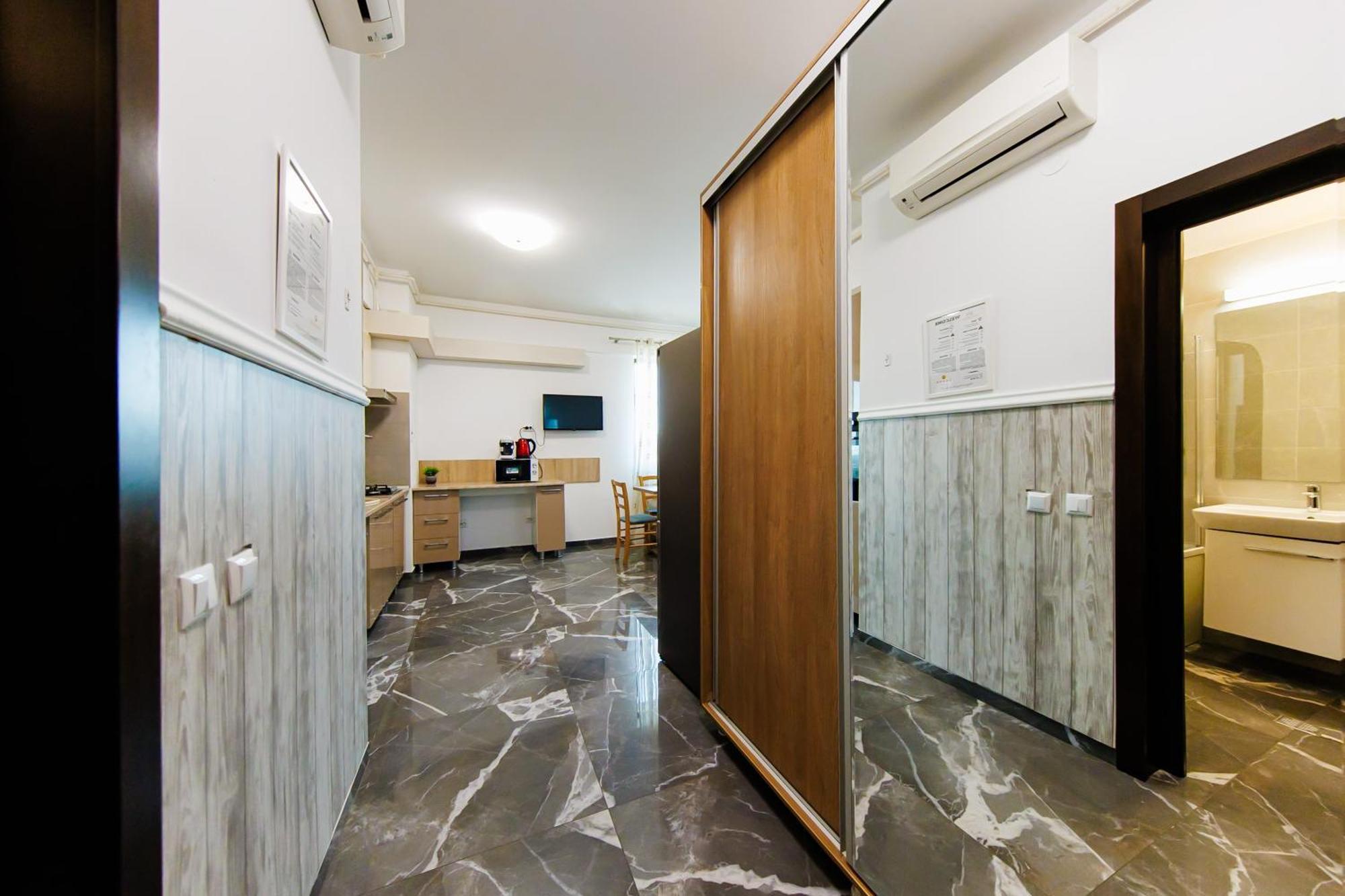 Luxury Glam Apartments Iasi At Lazar Palas Eksteriør bilde