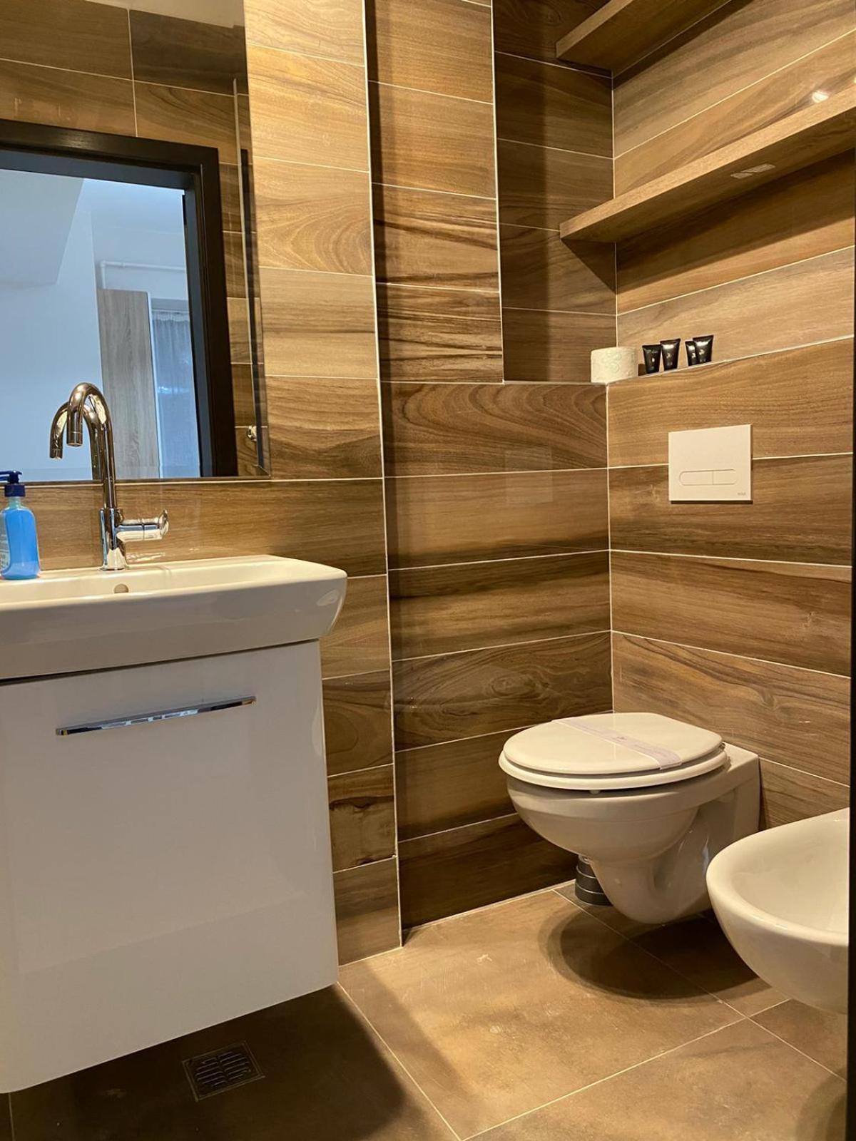 Luxury Glam Apartments Iasi At Lazar Palas Eksteriør bilde